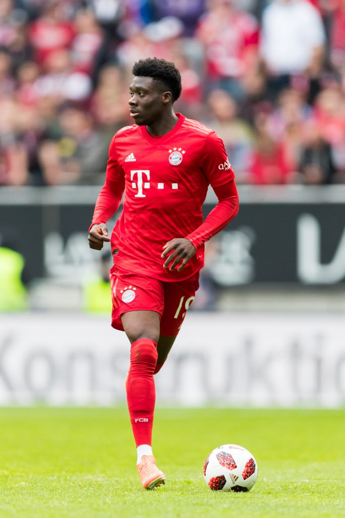 W osiemnaście lat dookoła świata