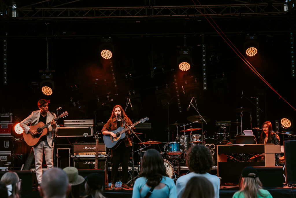 Księżniczka basu w pierwszym rzędzie