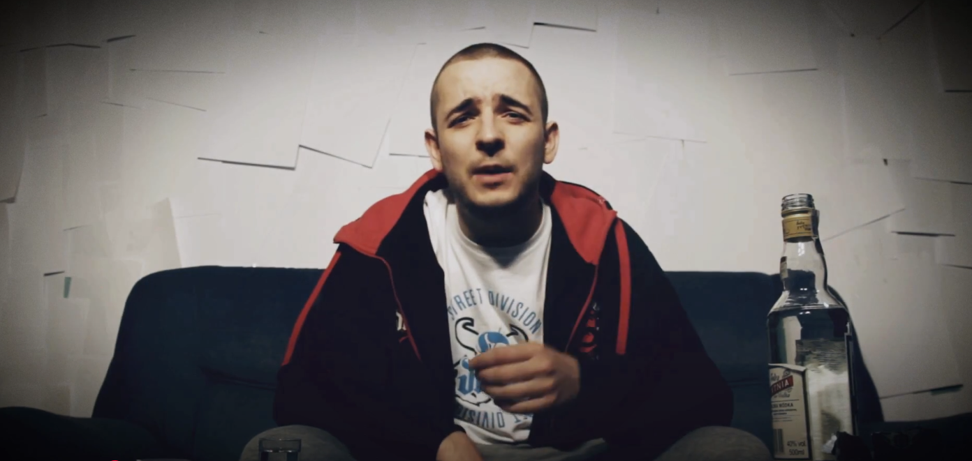 Junes. Ten smutny raper